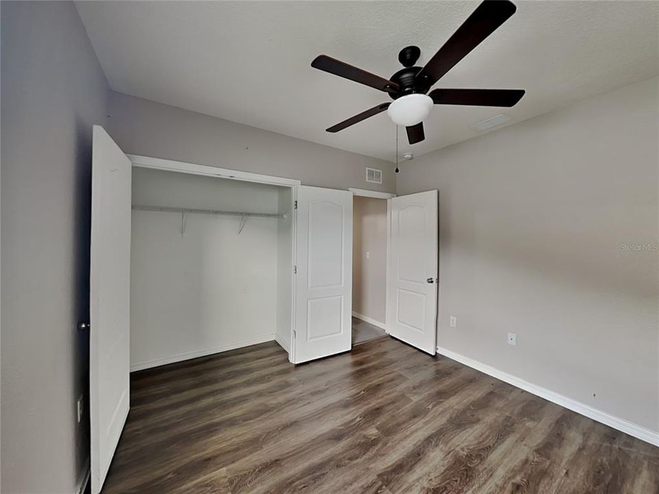 For Rent: $1,800 (3 beds, 2 baths, 1842 Square Feet)