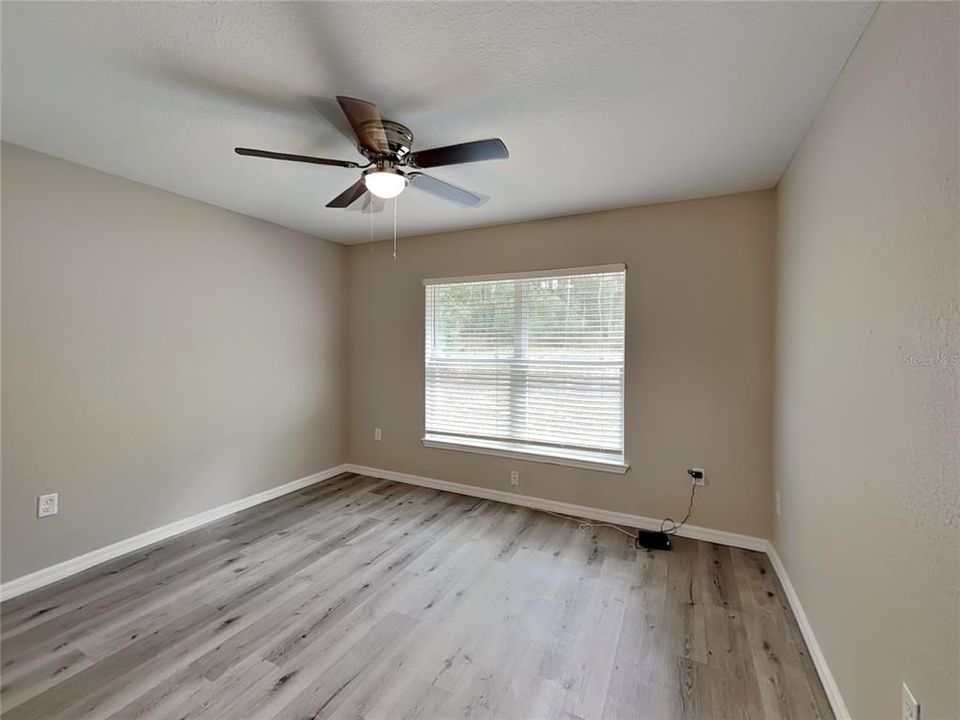 For Rent: $1,600 (3 beds, 2 baths, 1473 Square Feet)