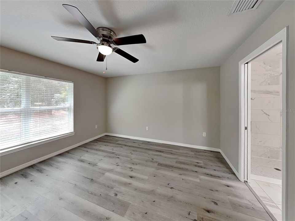 For Rent: $1,600 (3 beds, 2 baths, 1473 Square Feet)