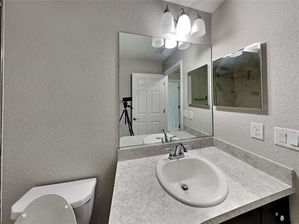 For Rent: $1,600 (3 beds, 2 baths, 1473 Square Feet)