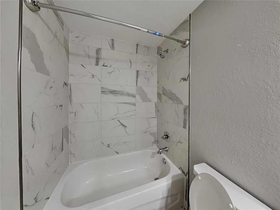 For Rent: $1,600 (3 beds, 2 baths, 1473 Square Feet)