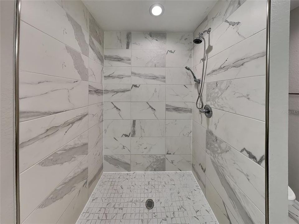 For Rent: $1,600 (3 beds, 2 baths, 1473 Square Feet)