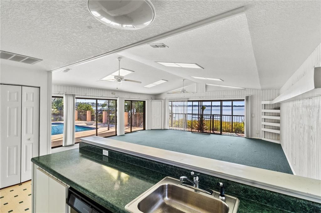 待售: $795,000 (4 贝兹, 4 浴室, 3456 平方英尺)