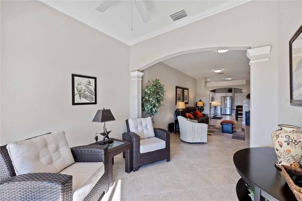 For Sale: $245,000 (2 beds, 2 baths, 1466 Square Feet)