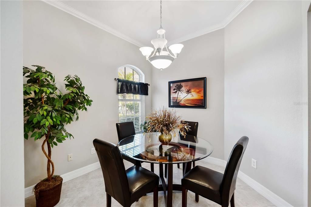 For Sale: $245,000 (2 beds, 2 baths, 1466 Square Feet)