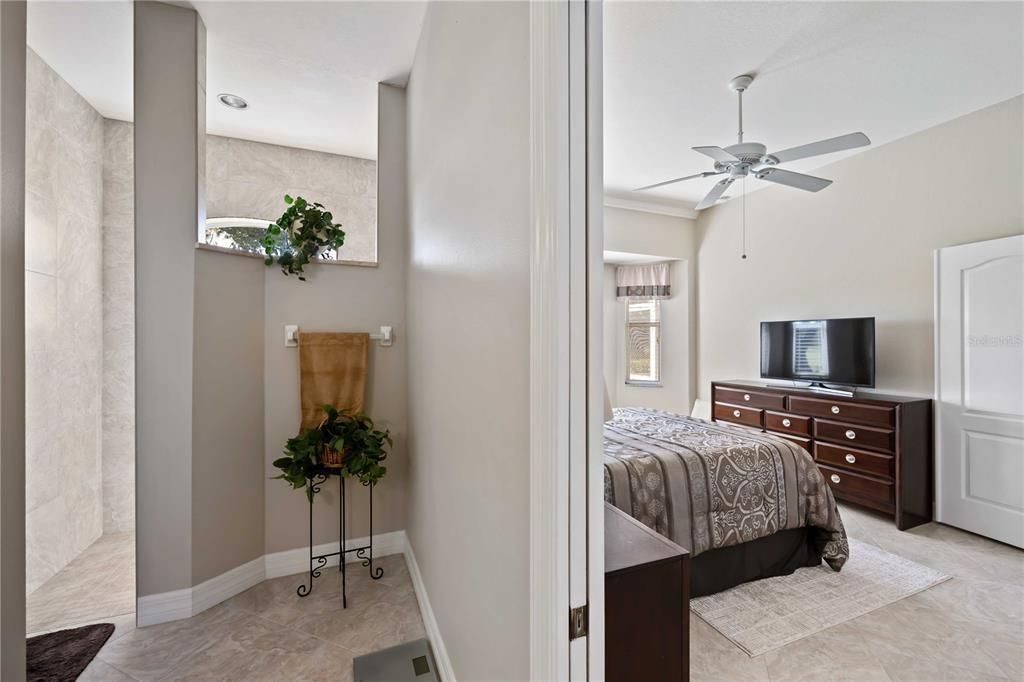 For Sale: $245,000 (2 beds, 2 baths, 1466 Square Feet)