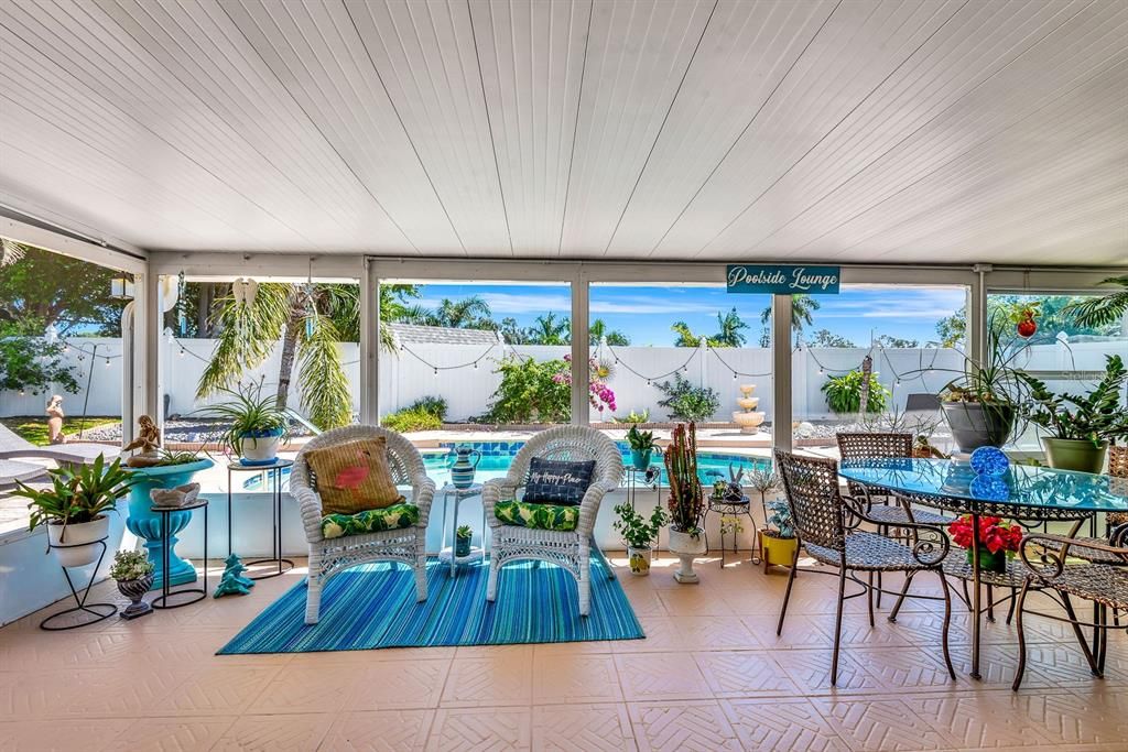 For Sale: $475,000 (3 beds, 2 baths, 1188 Square Feet)