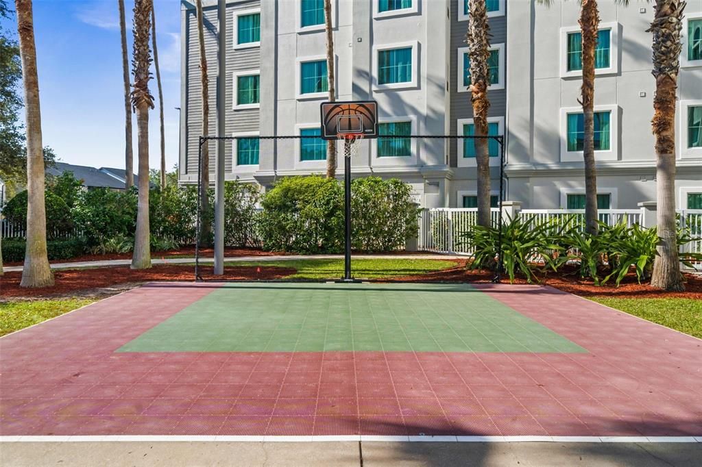 For Sale: $123,000 (1 beds, 1 baths, 547 Square Feet)