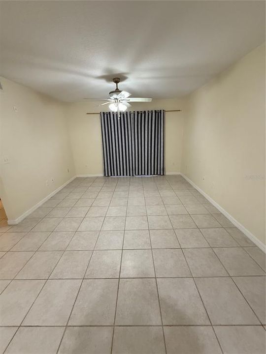 For Rent: $1,850 (2 beds, 2 baths, 1013 Square Feet)