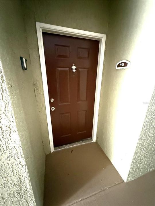 For Rent: $1,850 (2 beds, 2 baths, 1013 Square Feet)