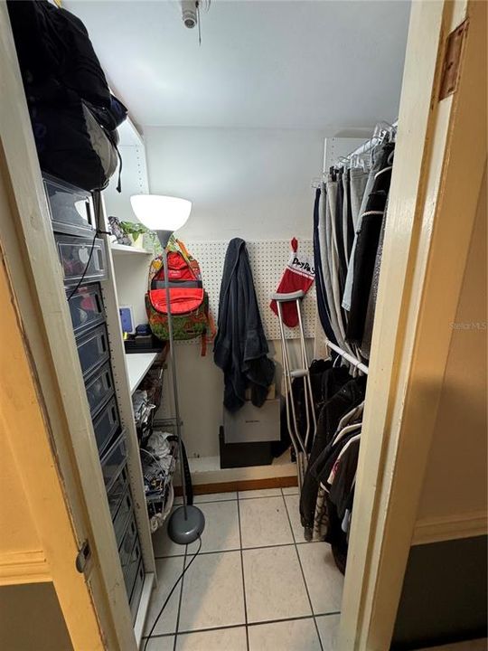 For Sale: $540,000 (5 beds, 3 baths, 2340 Square Feet)