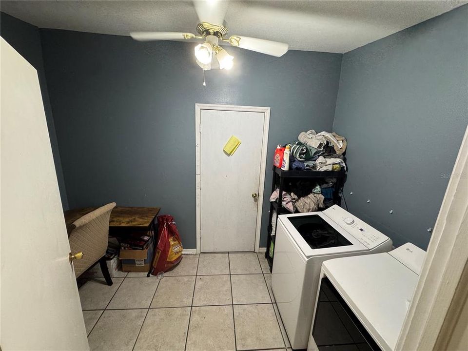 For Sale: $540,000 (5 beds, 3 baths, 2340 Square Feet)