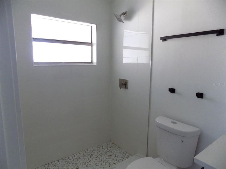 待售: $389,500 (2 贝兹, 2 浴室, 1358 平方英尺)