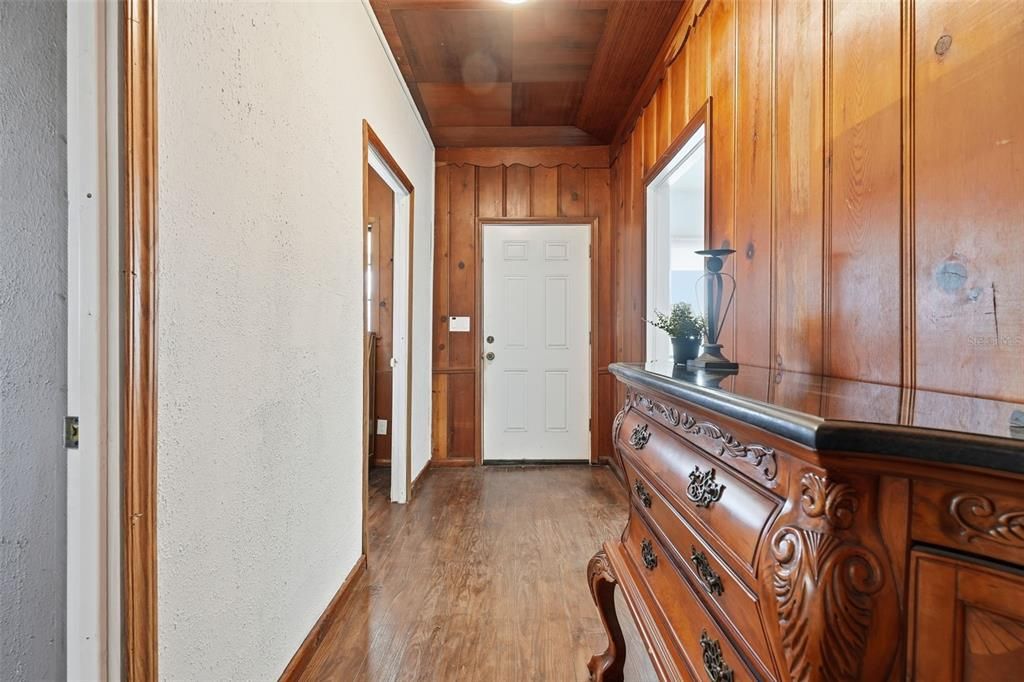 En Venta: $299,999 (3 camas, 2 baños, 1758 Pies cuadrados)