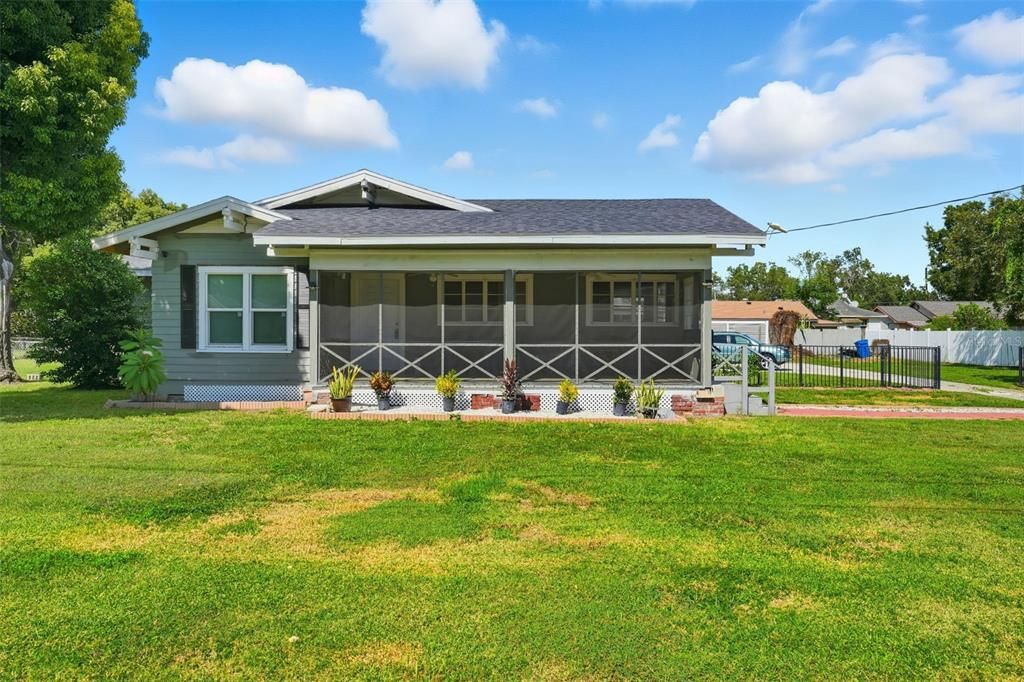 En Venta: $299,999 (3 camas, 2 baños, 1758 Pies cuadrados)