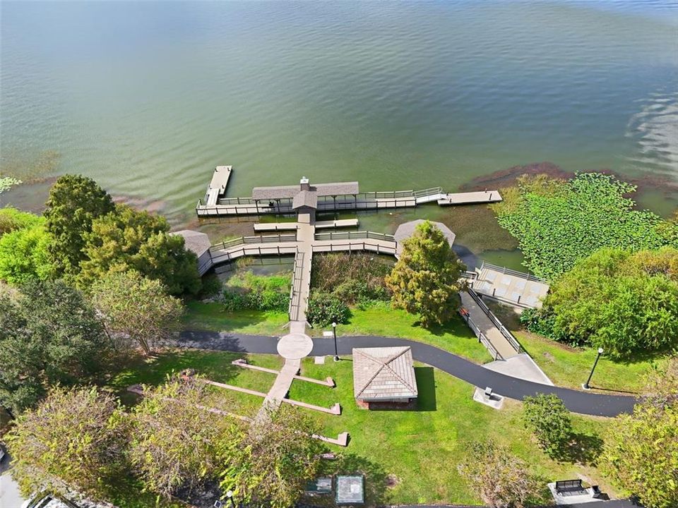 En Venta: $299,999 (3 camas, 2 baños, 1758 Pies cuadrados)