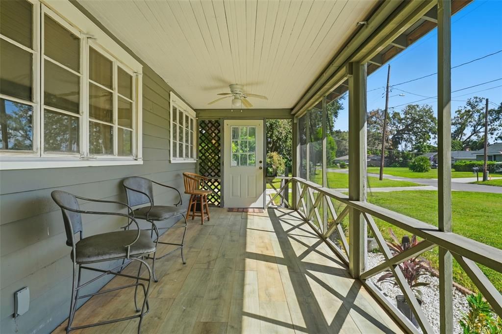 En Venta: $299,999 (3 camas, 2 baños, 1758 Pies cuadrados)