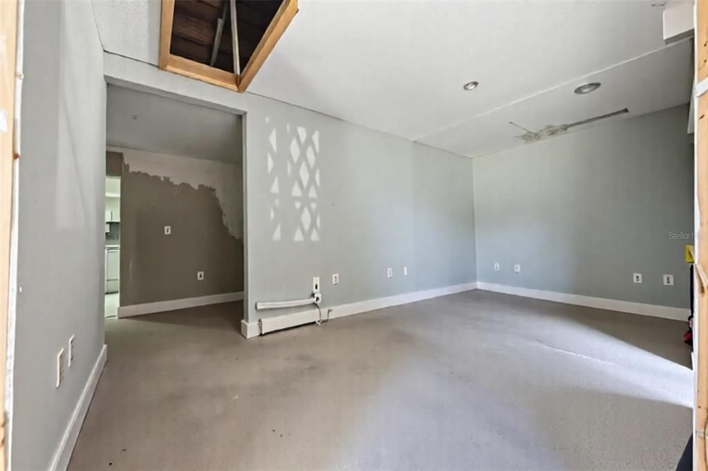 En Venta: $299,999 (3 camas, 2 baños, 1758 Pies cuadrados)