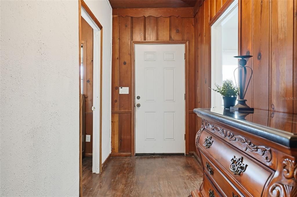 En Venta: $299,999 (3 camas, 2 baños, 1758 Pies cuadrados)