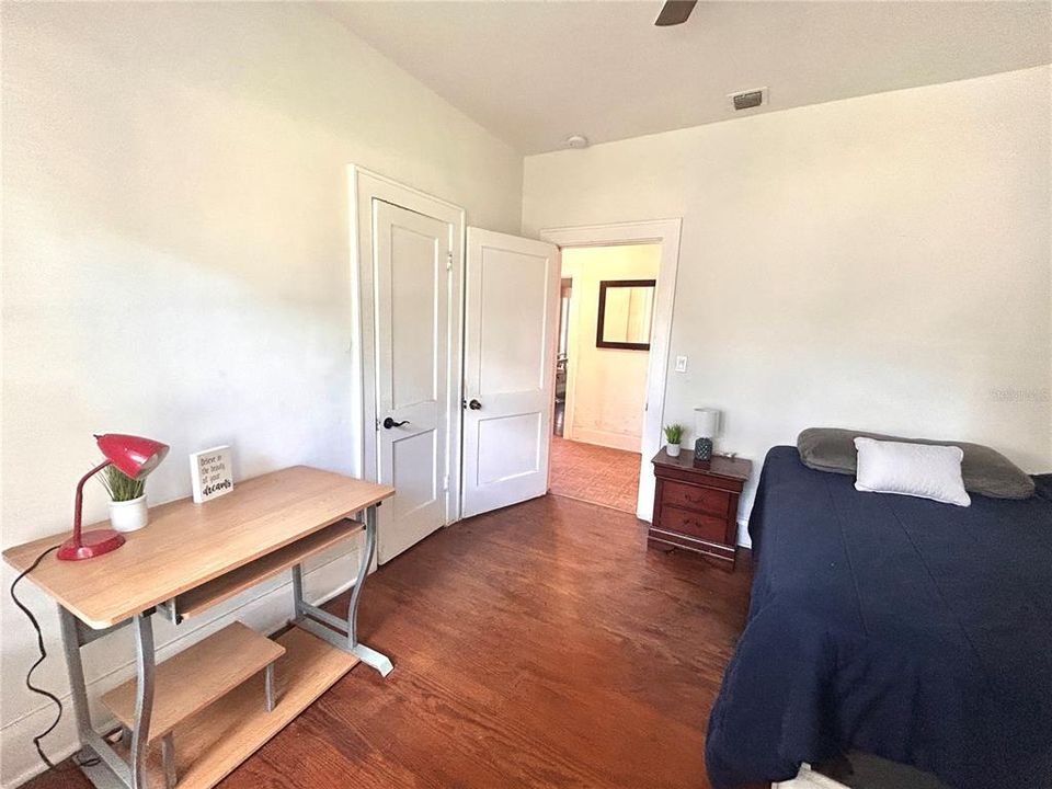 En Venta: $299,999 (3 camas, 2 baños, 1758 Pies cuadrados)