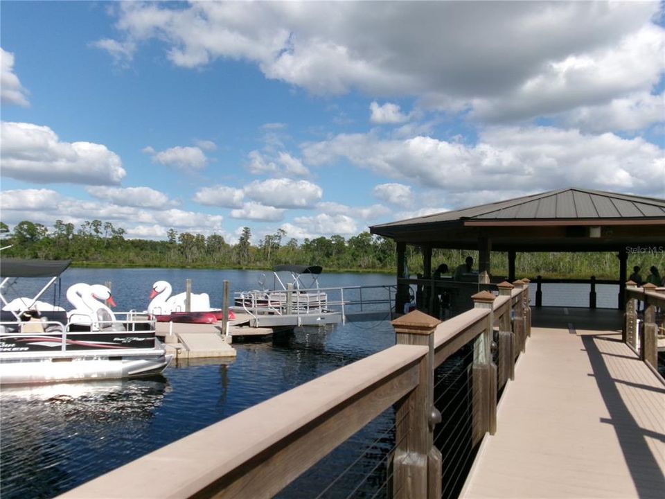 待售: $329,000 (2 贝兹, 2 浴室, 1375 平方英尺)