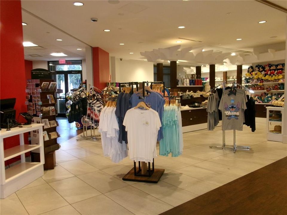 待售: $329,000 (2 贝兹, 2 浴室, 1375 平方英尺)