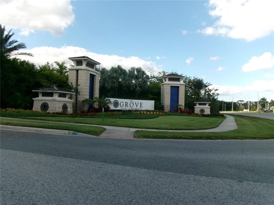 待售: $329,000 (2 贝兹, 2 浴室, 1375 平方英尺)