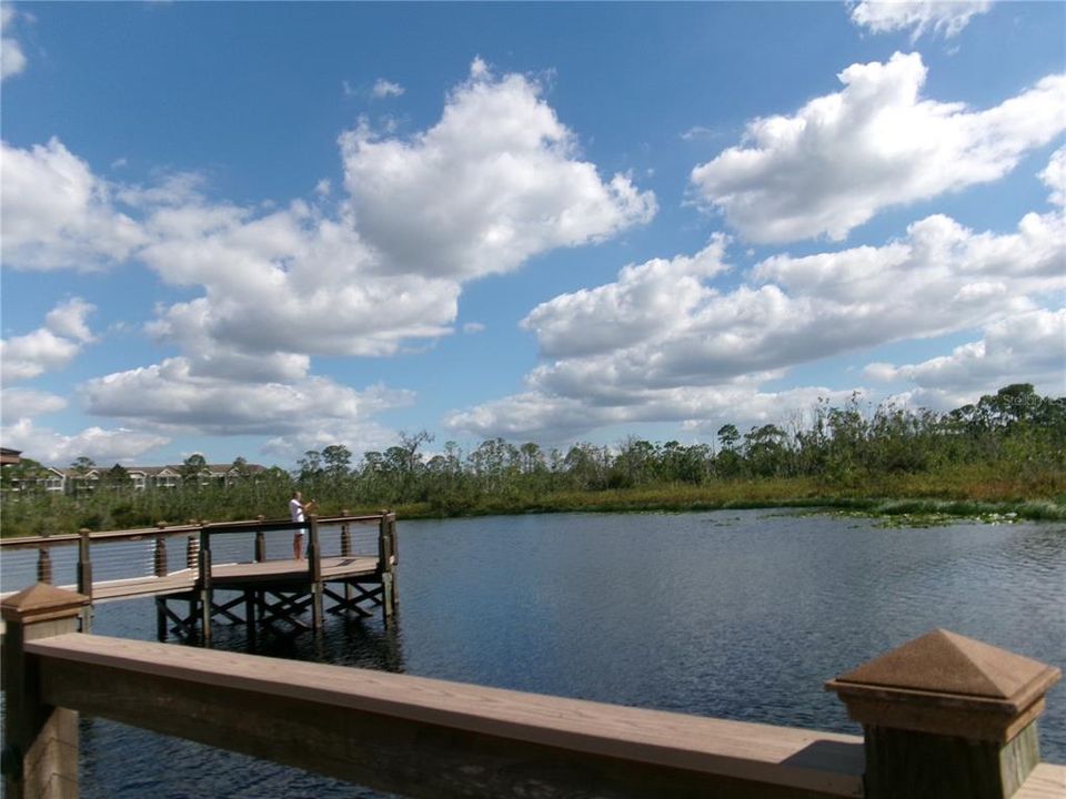 待售: $329,000 (2 贝兹, 2 浴室, 1375 平方英尺)