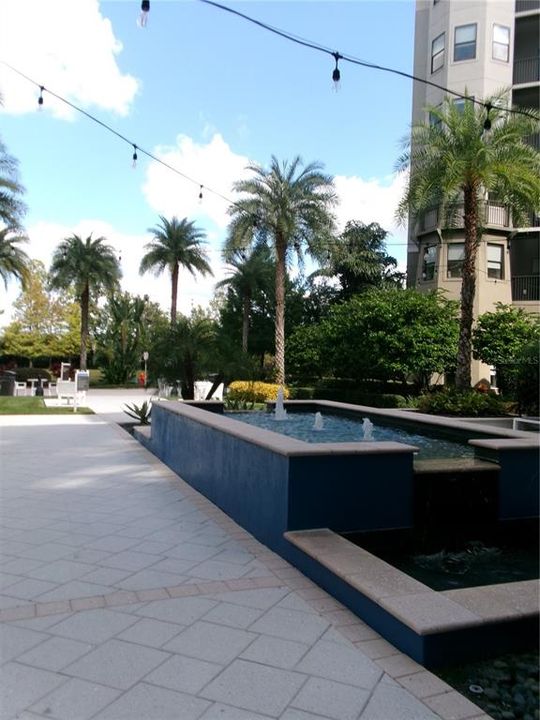 待售: $329,000 (2 贝兹, 2 浴室, 1375 平方英尺)