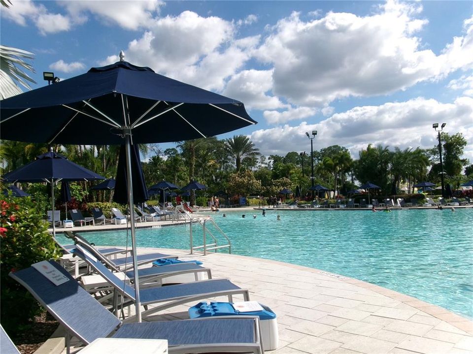 待售: $329,000 (2 贝兹, 2 浴室, 1375 平方英尺)