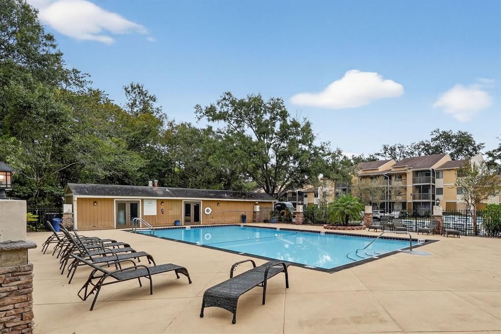 En Venta: $158,500 (2 camas, 2 baños, 1132 Pies cuadrados)