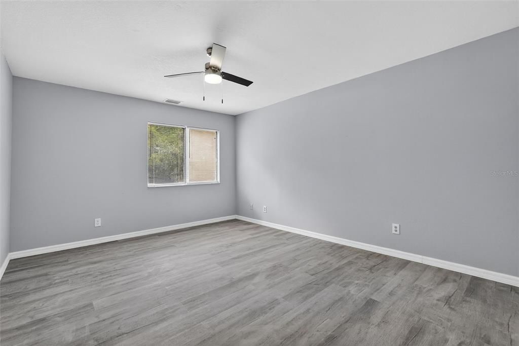 En Venta: $158,500 (2 camas, 2 baños, 1132 Pies cuadrados)