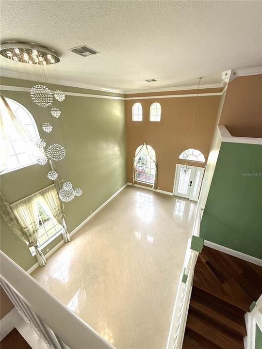 出租: $3,550 (3 贝兹, 2 浴室, 2536 平方英尺)