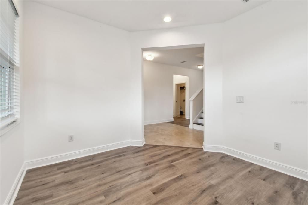 En Venta: $624,900 (4 camas, 3 baños, 2890 Pies cuadrados)