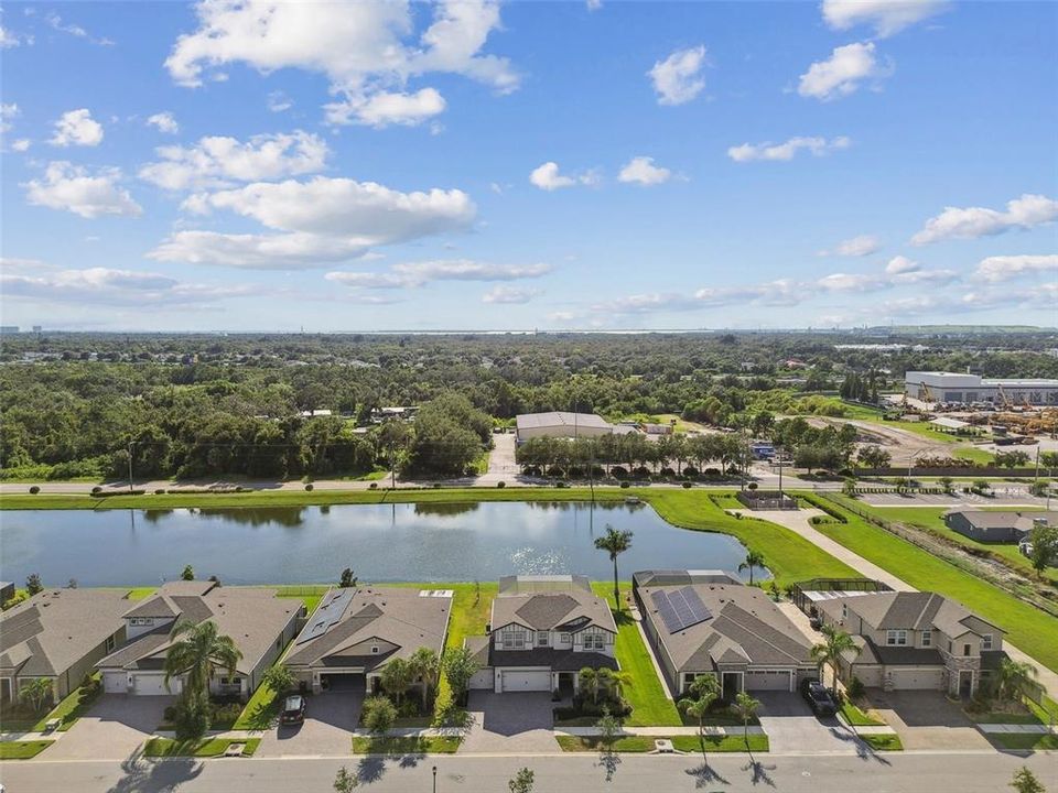 En Venta: $624,900 (4 camas, 3 baños, 2890 Pies cuadrados)