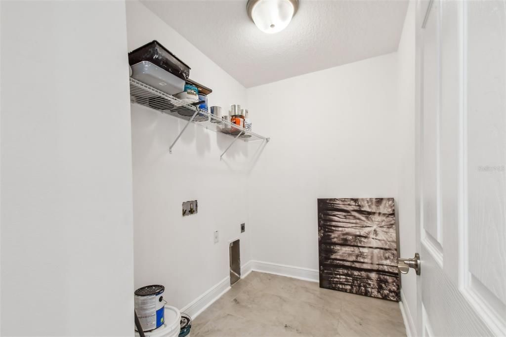 En Venta: $624,900 (4 camas, 3 baños, 2890 Pies cuadrados)