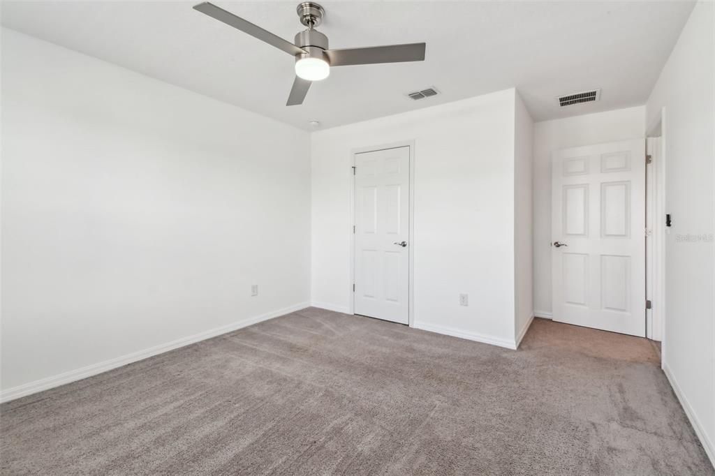 En Venta: $624,900 (4 camas, 3 baños, 2890 Pies cuadrados)