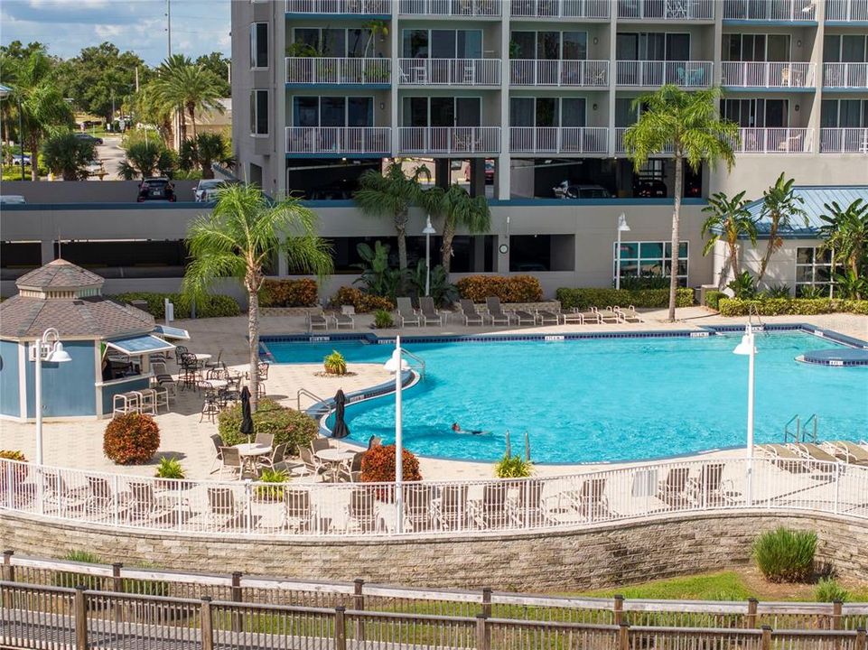 待售: $305,000 (2 贝兹, 2 浴室, 1078 平方英尺)