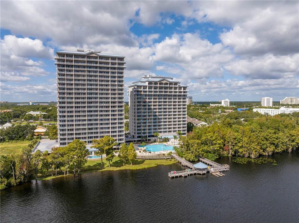 待售: $305,000 (2 贝兹, 2 浴室, 1078 平方英尺)