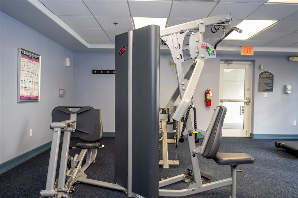 待售: $305,000 (2 贝兹, 2 浴室, 1078 平方英尺)