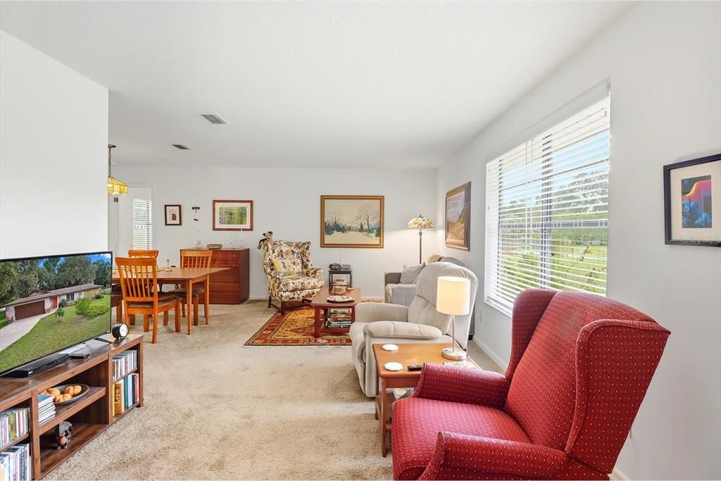 待售: $289,900 (3 贝兹, 2 浴室, 1694 平方英尺)