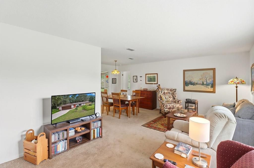 待售: $289,900 (3 贝兹, 2 浴室, 1694 平方英尺)