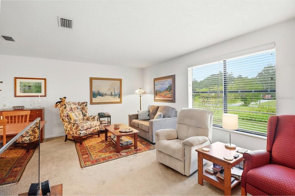 待售: $289,900 (3 贝兹, 2 浴室, 1694 平方英尺)