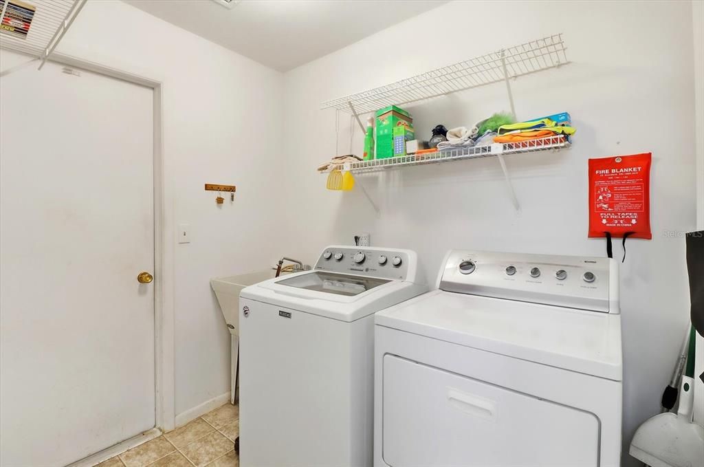 待售: $289,900 (3 贝兹, 2 浴室, 1694 平方英尺)