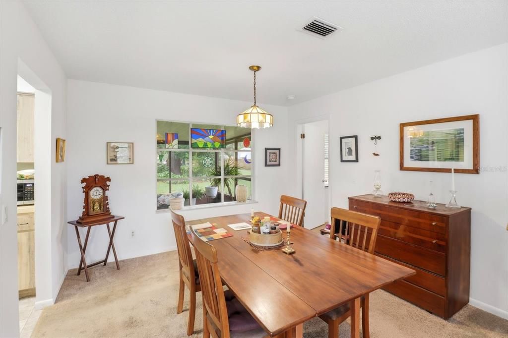 待售: $289,900 (3 贝兹, 2 浴室, 1694 平方英尺)