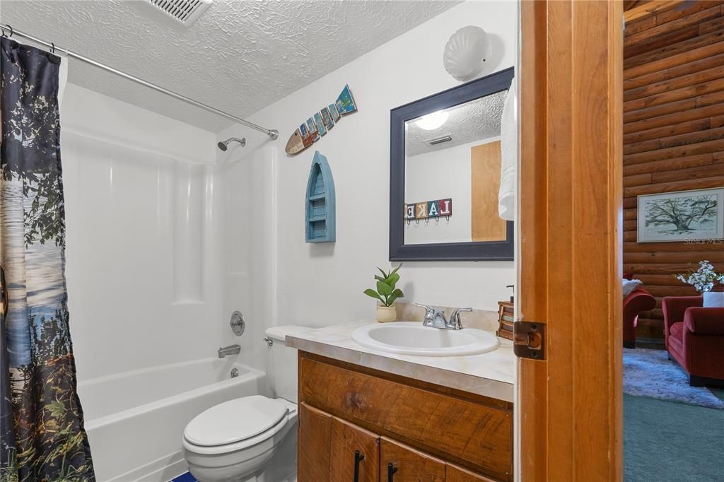 待售: $449,000 (3 贝兹, 2 浴室, 1460 平方英尺)