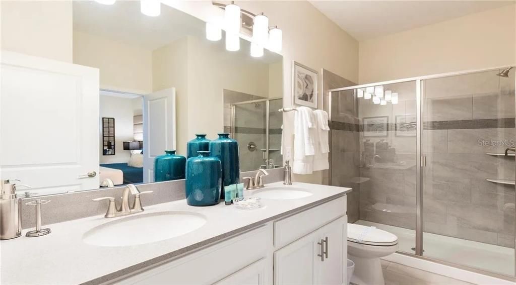 For Sale: $799,000 (8 beds, 5 baths, 3909 Square Feet)