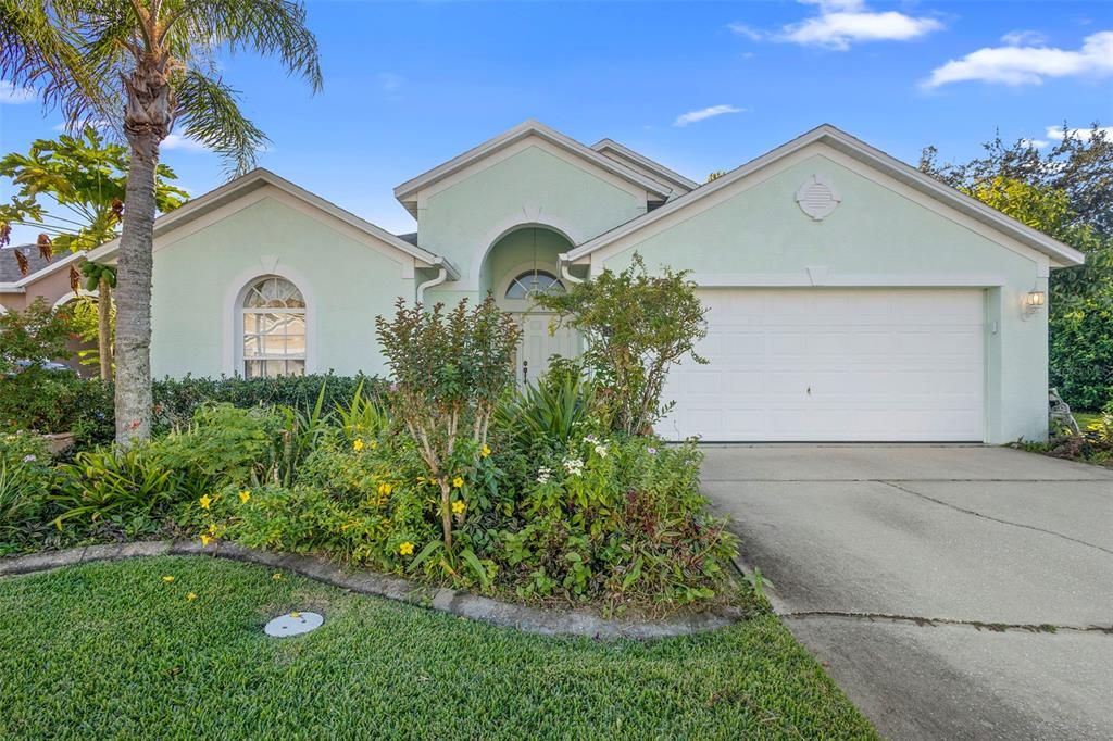 На продажу: $324,990 (3 спален, 2 ванн, 1874 Квадратных фут)