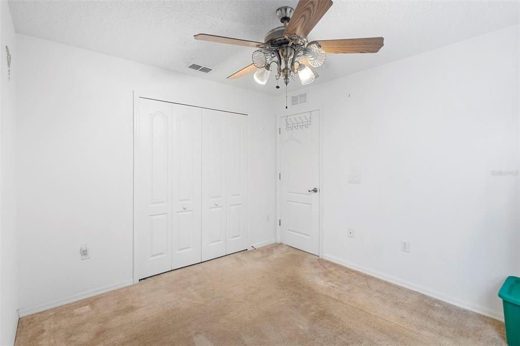 На продажу: $324,990 (3 спален, 2 ванн, 1874 Квадратных фут)