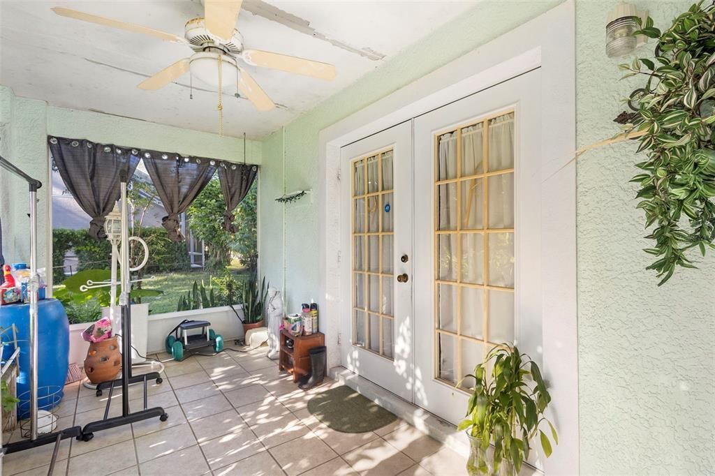 На продажу: $324,990 (3 спален, 2 ванн, 1874 Квадратных фут)